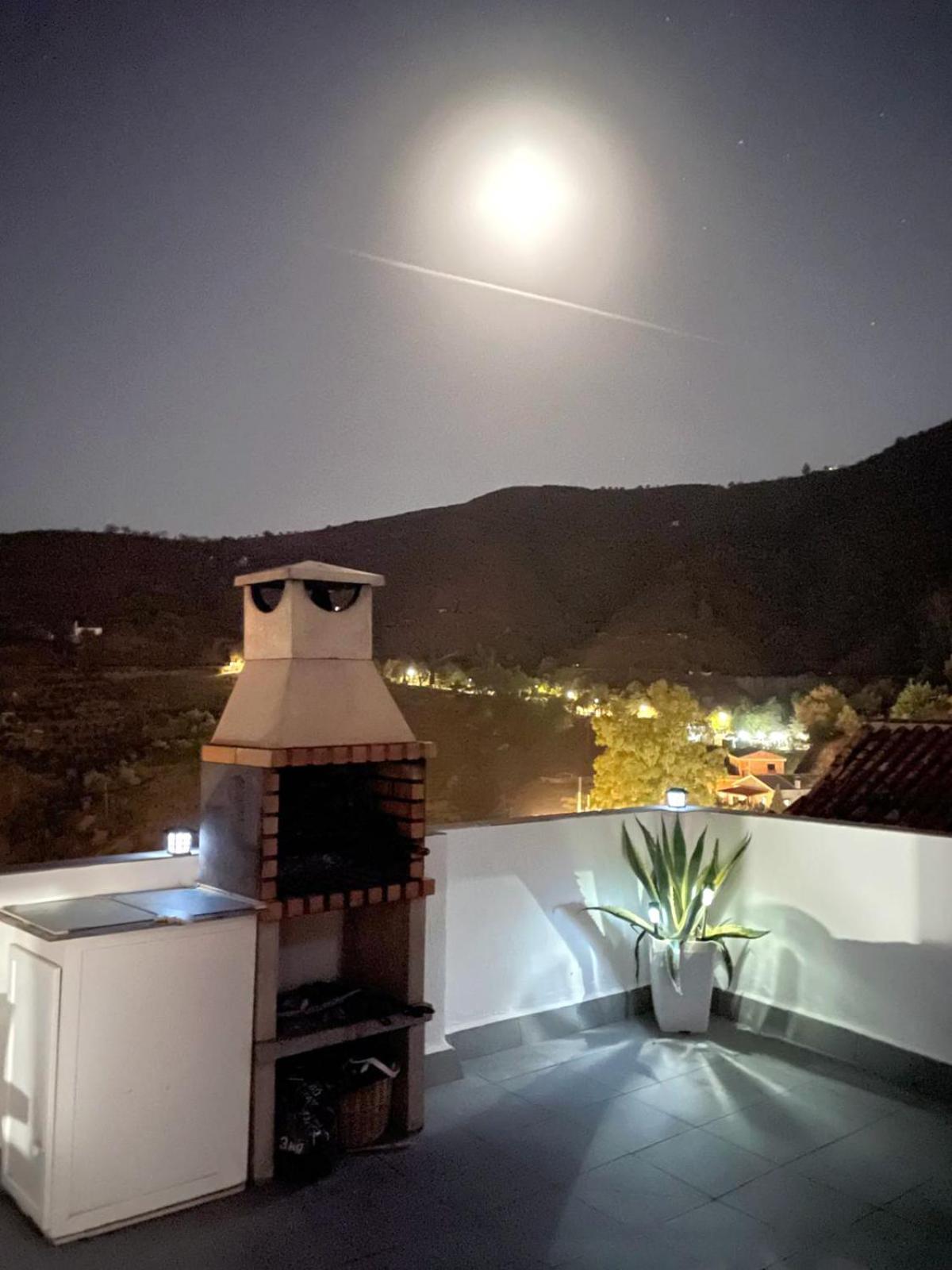 Alquiler Rural Cutar, Casa Robles Villa Ngoại thất bức ảnh